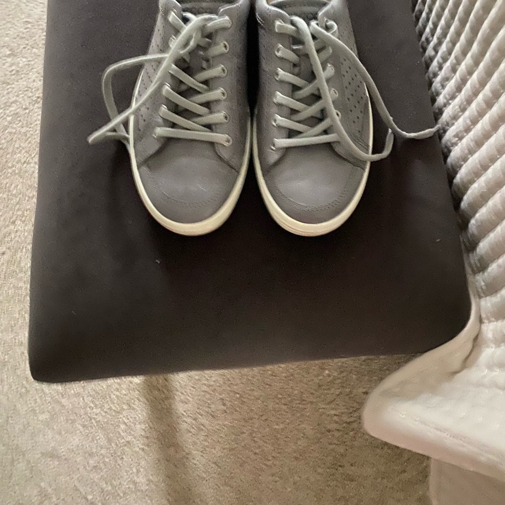 Mens Ecco dress sneaker-gray leather